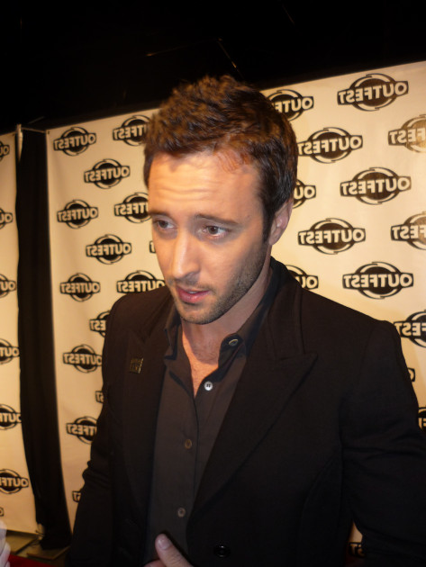 Alex O'Loughlin Vierge