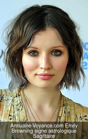 Emily Browning Sagittaire