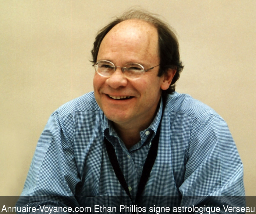 Ethan Phillips Verseau