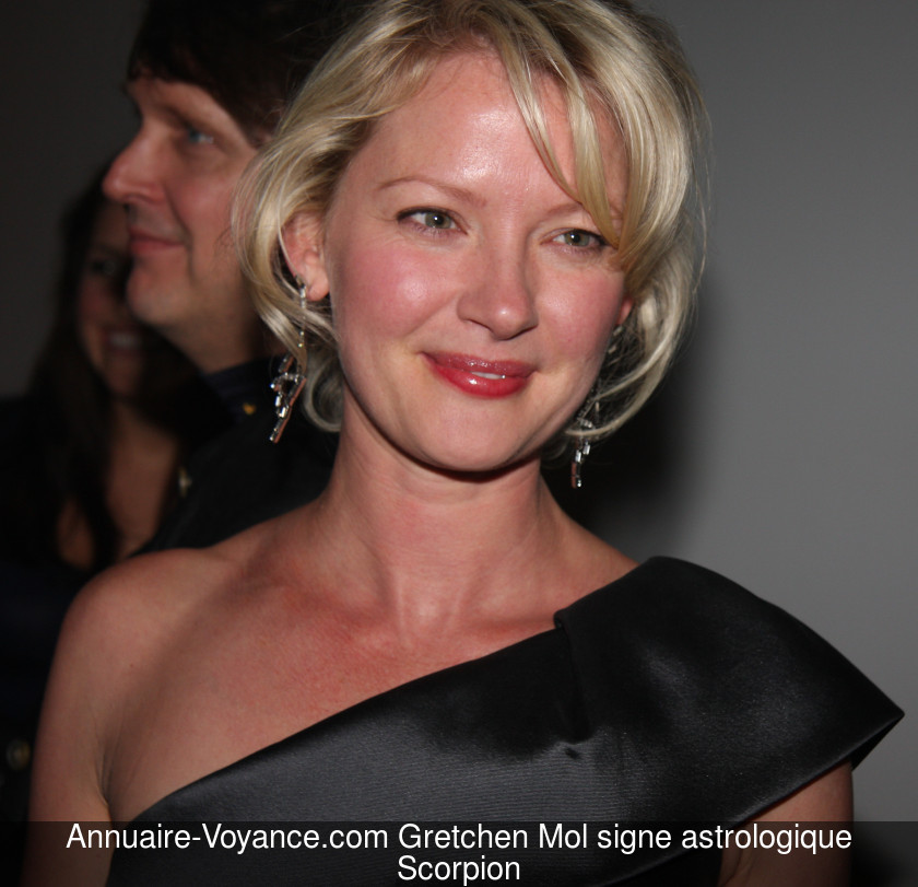 Gretchen Mol Scorpion