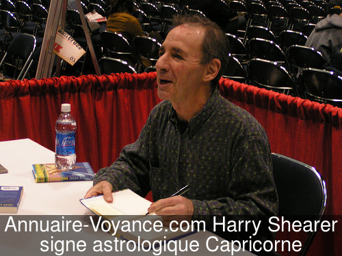 Harry Shearer Capricorne