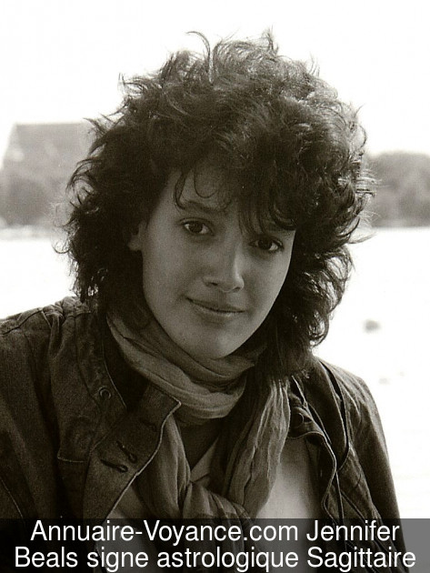 Jennifer Beals Sagittaire