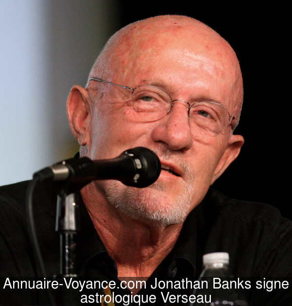 Jonathan Banks Verseau