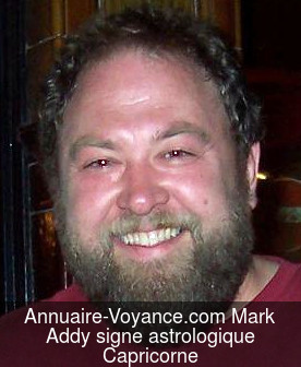 Mark Addy Capricorne