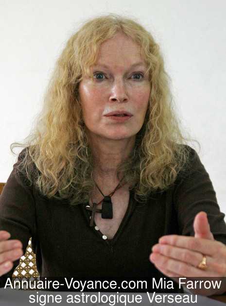 Mia Farrow Verseau