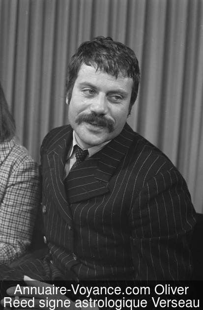 Oliver Reed Verseau