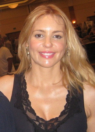 Olivia d'Abo Verseau