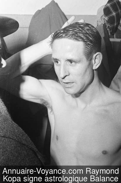 Raymond Kopa Balance