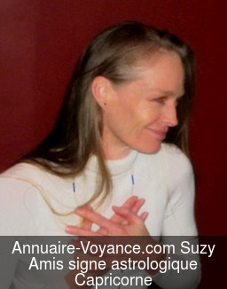 Suzy Amis Capricorne