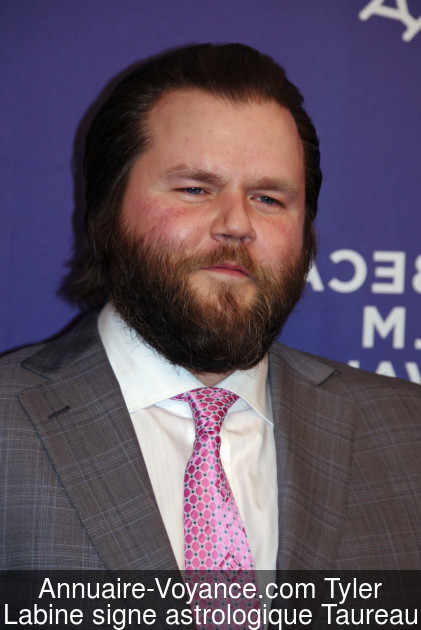 Tyler Labine Taureau