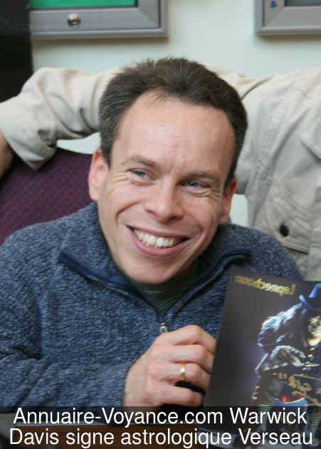 Warwick Davis Verseau